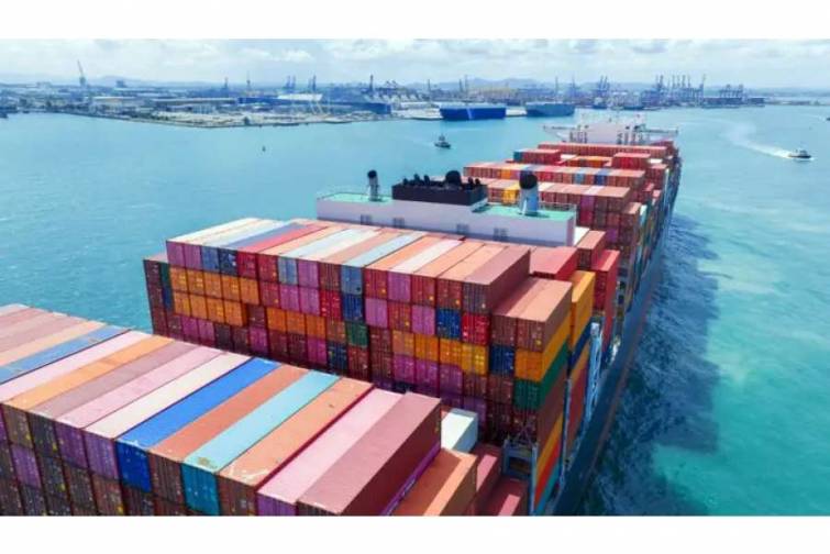 “Seaspan” 6 ədəd konteyner gəmisi inşa etdirəcək