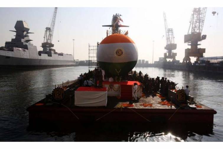 Hindistan “Scorpene” sualtı qayıqları əldə etməyə hazırlaşır