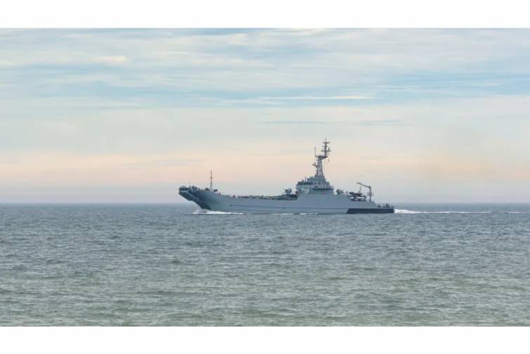 KİV: NATO-nun iki gəmisi Finlandiya körfəzinə yan alıb