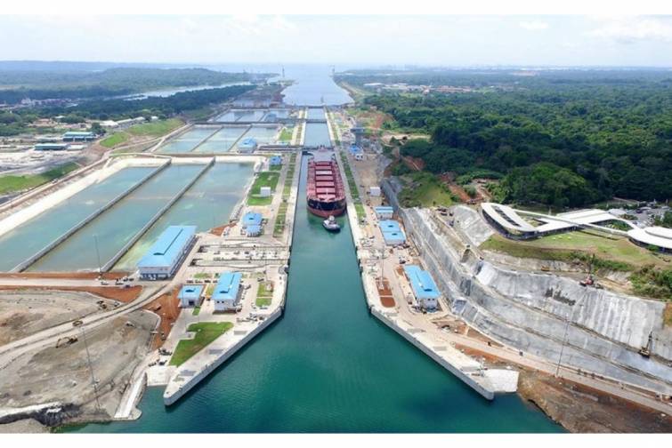 Honqkonq şirkəti Panama limanlarındakı payını ABŞ investorlarına satacaq