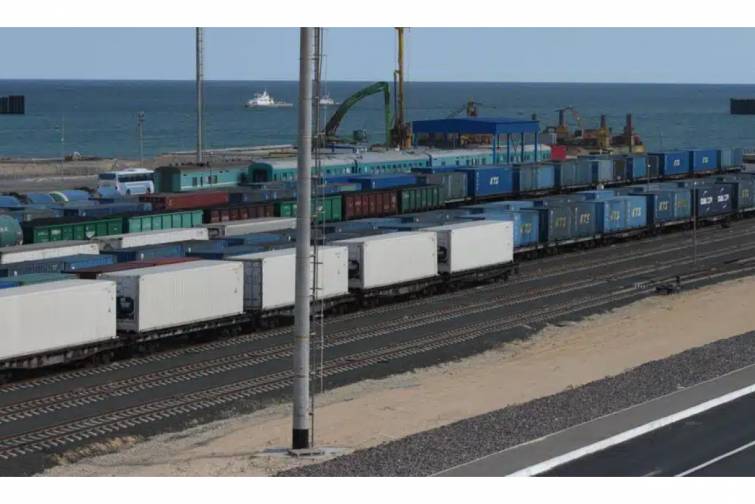 Aktau limanına gedən dəmir yolu dövlət mülkiyyətinə qaytarılacaq