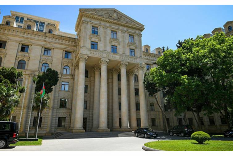 Eritreyada girov saxlanılan vətəndaşlarımız ölkəyə gətirildi