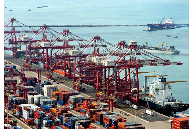 “DP World” Ciddə limanında konteyner terminalını istismara verib