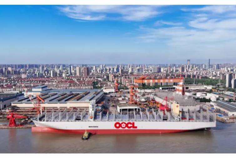 “OOCL” 3 milyard dollarlıq konteyner gəmiləri sifariş edir