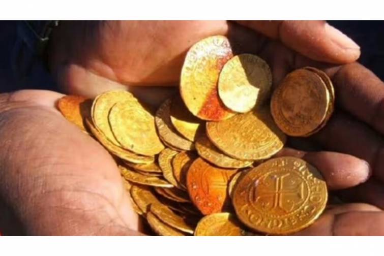 500 il sonra tapılan gəmidən 500 milyonluq xəzinə &ccedil;ıxdı