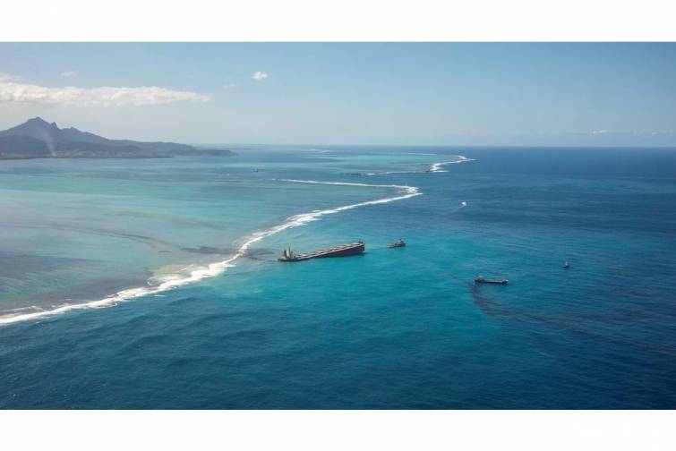 &ldquo;Wakashio&rdquo; qəzası ilə bağlı araşdırma m&uuml;h&uuml;m faktları &uuml;zə &ccedil;ıxarıb: mobil internet və i&ccedil;ki faciəyə yol a&ccedil;ıb