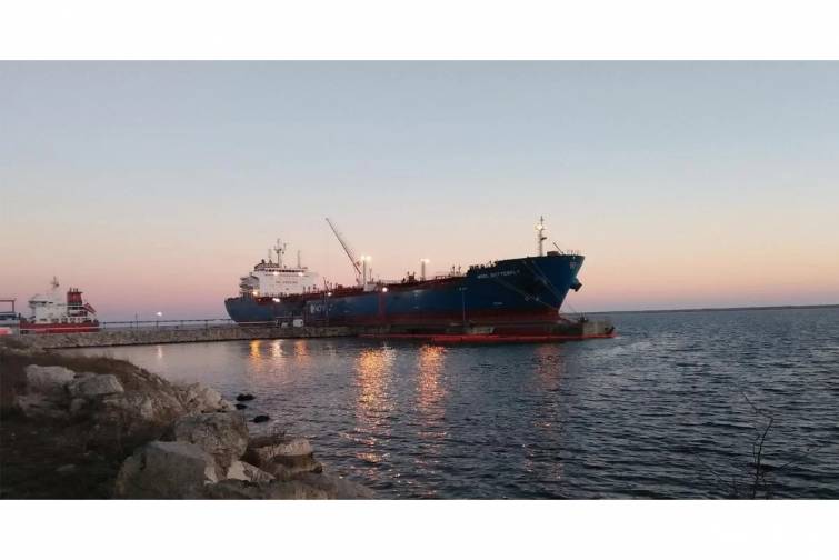 Gəmi retrofiti &uuml;&ccedil;&uuml;n d&uuml;nyada ilk &ldquo;qənaət etdikcə &ouml;də&rdquo; fondu 35 milyon dollar toplayıb