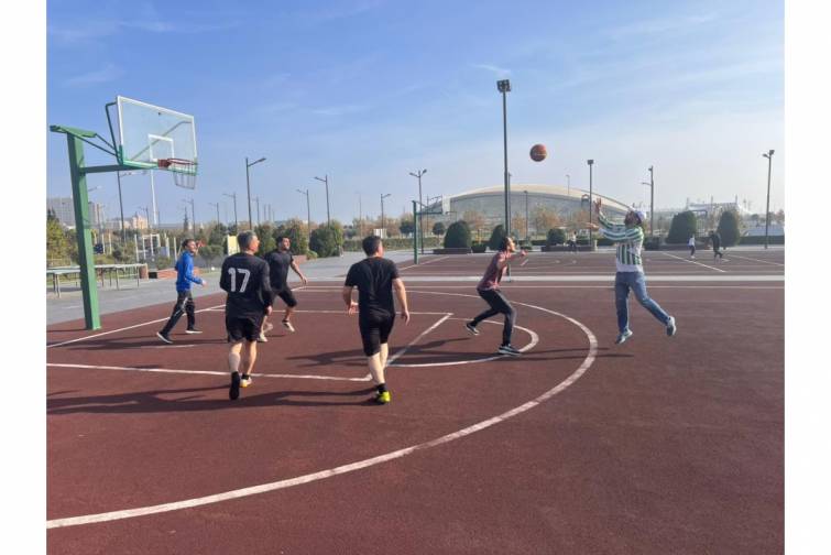 ASCO-nun struktur idarələri arasında stritbol turniri ke&ccedil;irilib