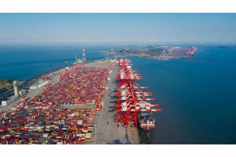 Şanxay limanının konteyner d&ouml;vriyyəsi 6,5% artıb