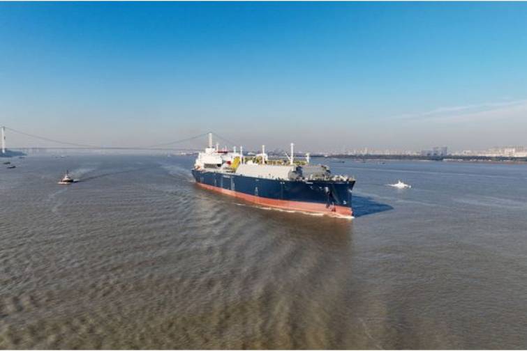 &Ccedil;ində inşa olunan ilk ultra-b&ouml;y&uuml;k LNG daşıyıcısı dəniz sınaqlarına başlayıb