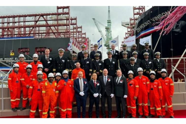 Konteyner gəmilərinə dair sifarişlər tarixi rekorda &ccedil;atıb