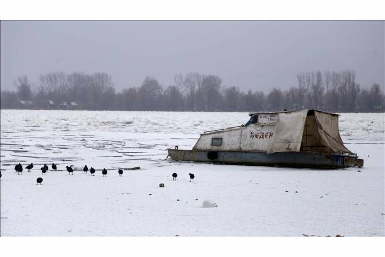 Dunay &ccedil;ayında buzlaşma naviqasiyaya təhl&uuml;kə yaradır