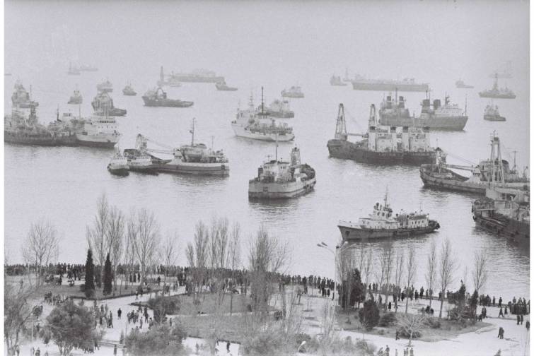 Bakı buxtasında gəmilərin azadlıq m&uuml;barizəsi
