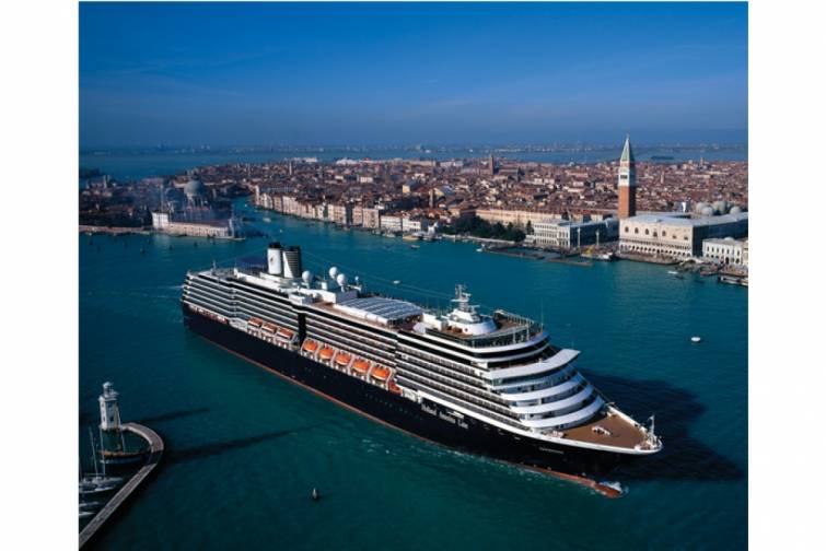 Niderland paytaxtında okean kruiz gəmilərinin qadağan edilməsi tələb olunur