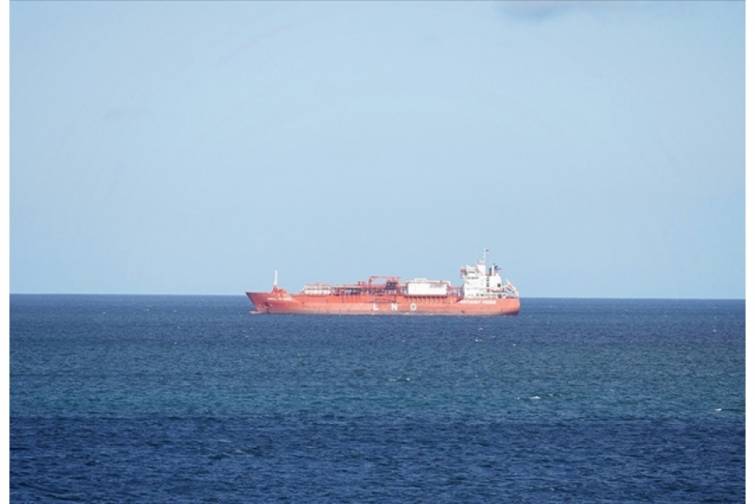 Ankara H&ouml;rm&uuml;z boğazı ilə bağlı gəmilərinə xəbərdarlıq edib