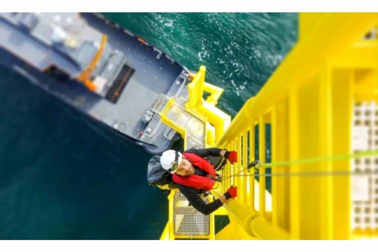 Tam rəqəmsal təhl&uuml;kəsizlik: ABŞ-ın strateji donanması hər heyət &uuml;zv&uuml;n&uuml; 